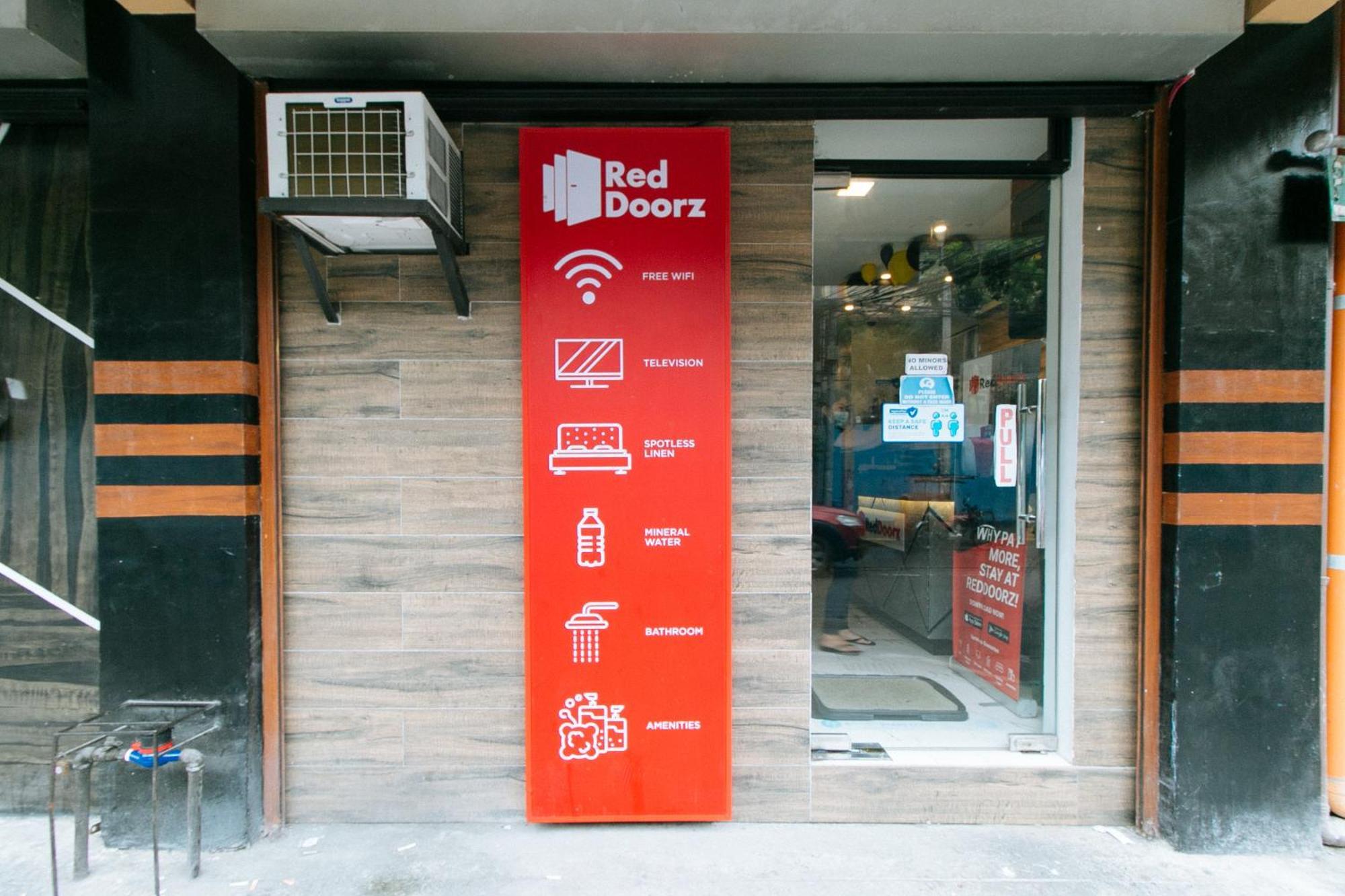 Готель Reddoorz @ Piy Margal Sampaloc Маніла Екстер'єр фото