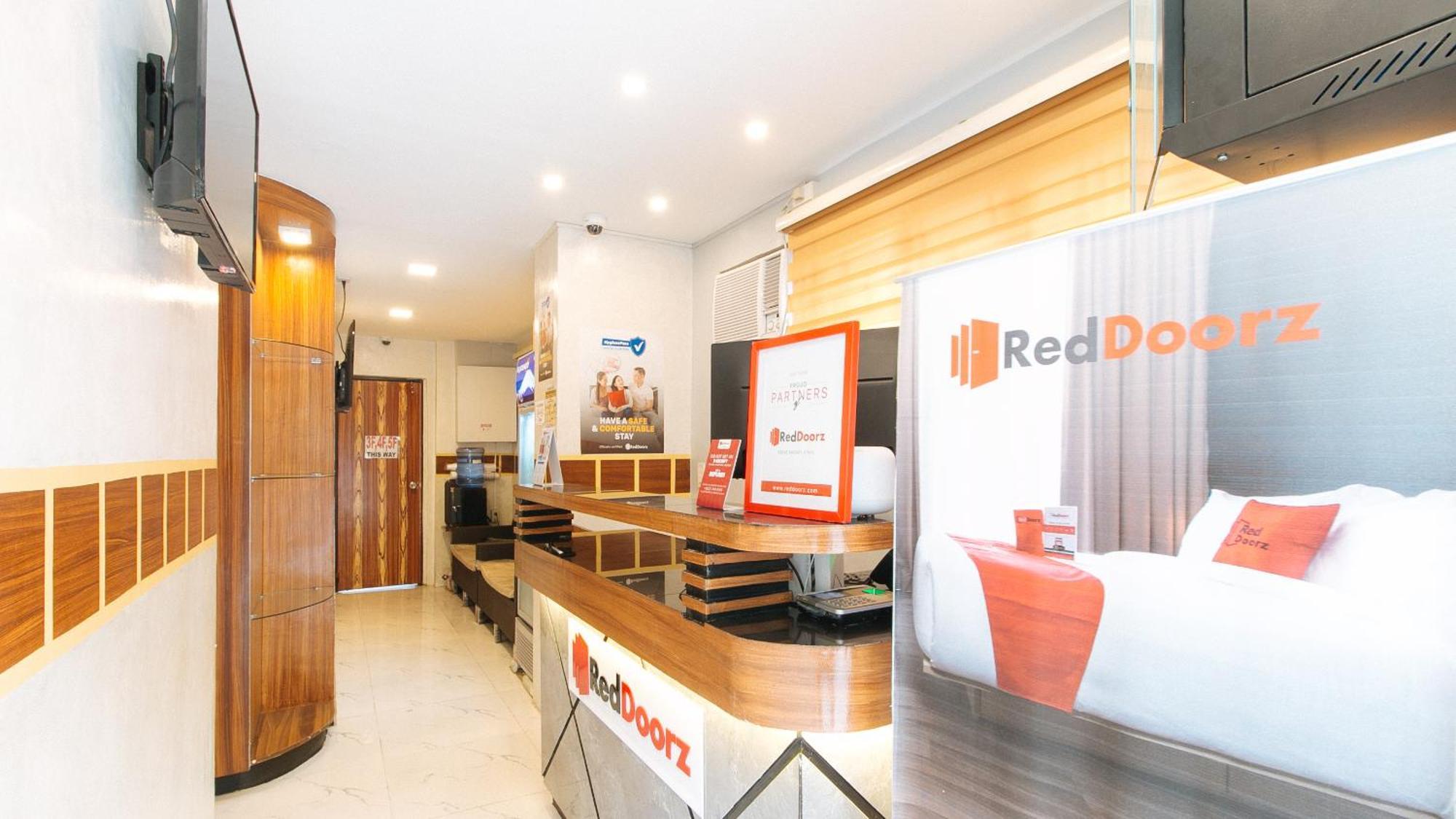 Готель Reddoorz @ Piy Margal Sampaloc Маніла Екстер'єр фото